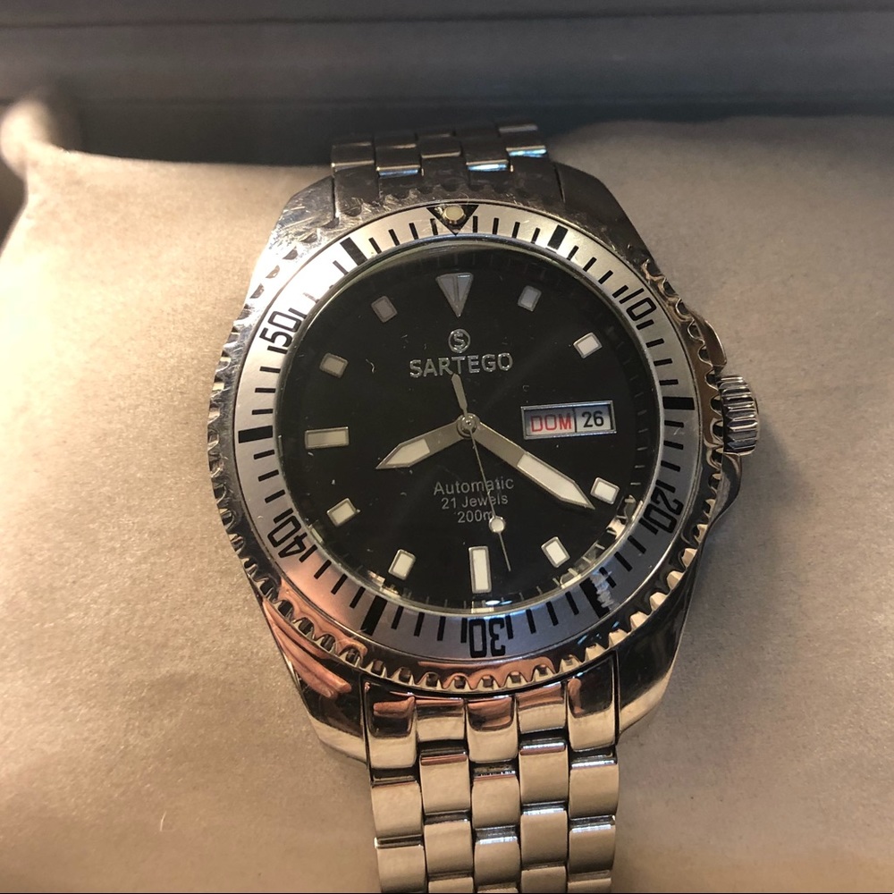 Men’s sartego watch read description do not buy